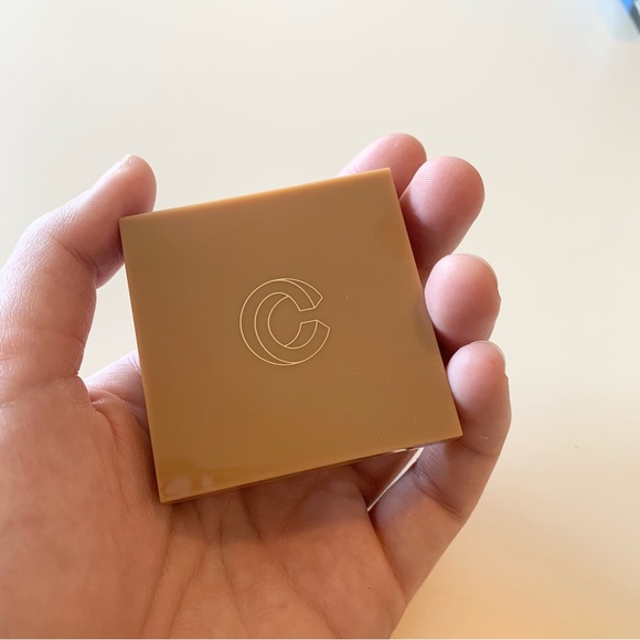 ✨5 FOR $25✨ NEW Complex Culture Eyeshadow Palette in Rosy Outlook - Picture 2 of 10